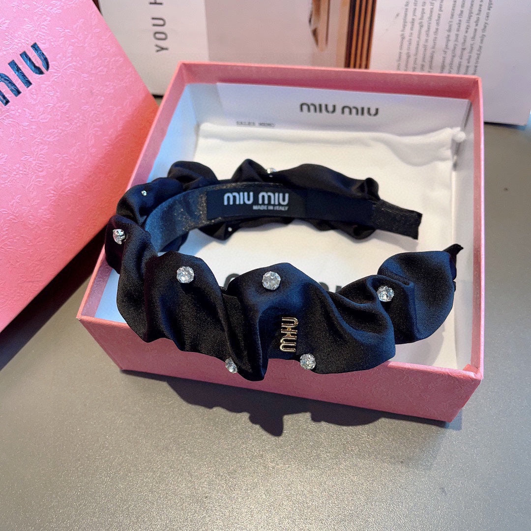 HEADBAND ATTACHED DIAMONDS IN BLACK SILK 412434